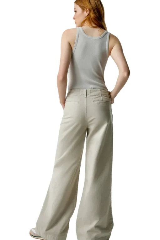 AMO Denim Edith Wide Leg in Pumice