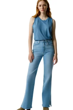 AMO Denim Liz Split Flare in Infatuation
