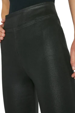 Frame Denim Jetset Flare in Noir Coated