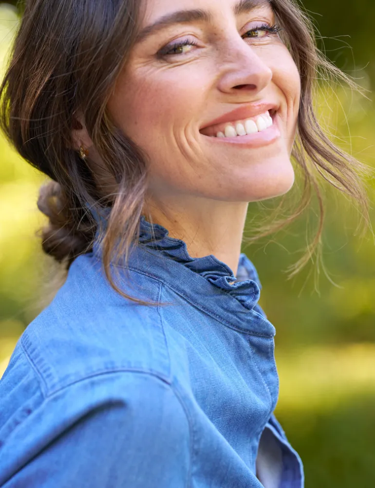 Frank & Eileen Eileen Ruffle Relaxed Button Up Shirt in Vintage Indigo