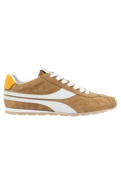Oncept Essex Sneakers in Ginger
