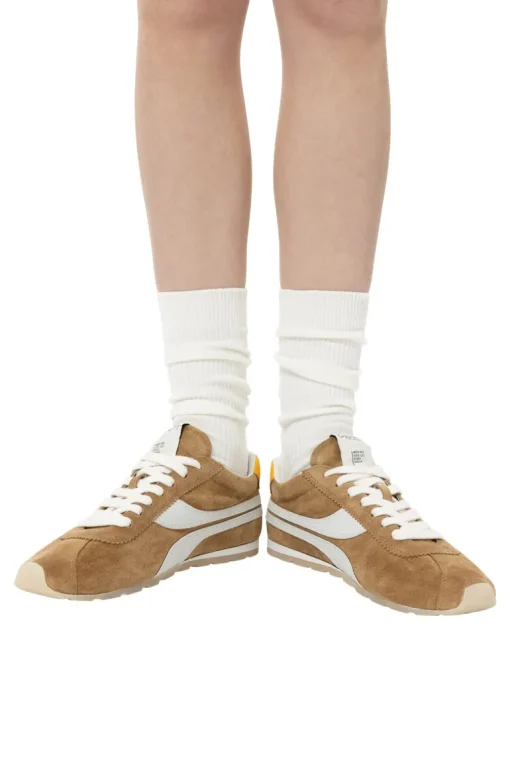Oncept Essex Sneakers in Ginger