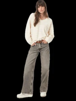 Repeat Cashmere V-neck Sweater with Textured Wavy Stripes in Vanilla