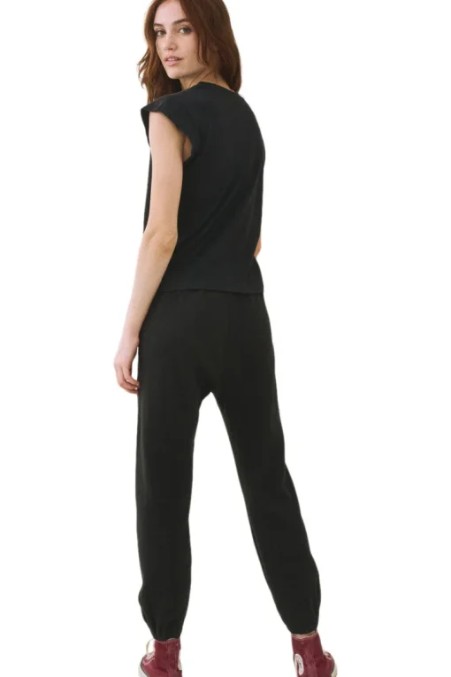 The Great Peak Shoulder Tee in Almost Black