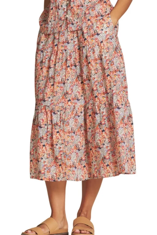 Trovata Birds of Paradis Makena "C" Skirt in Vino Daisies