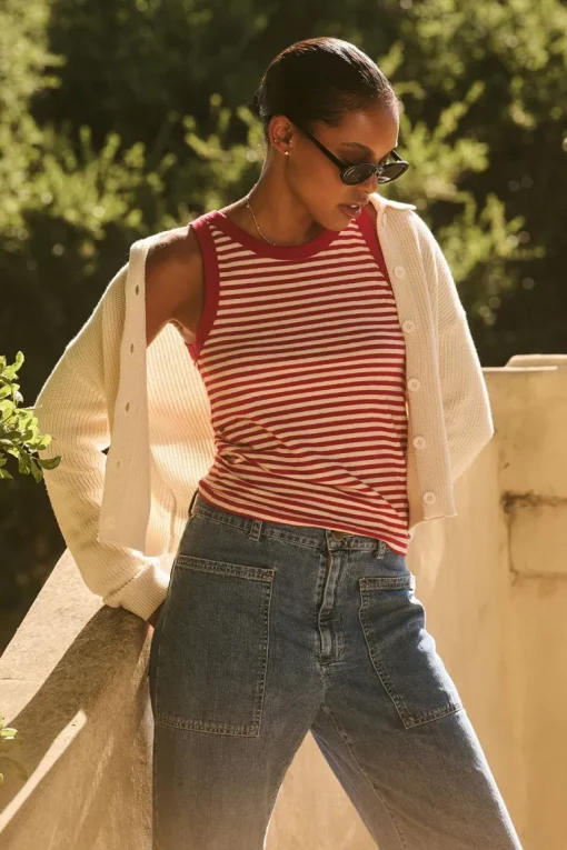Velvet Lua Tank Top in Red