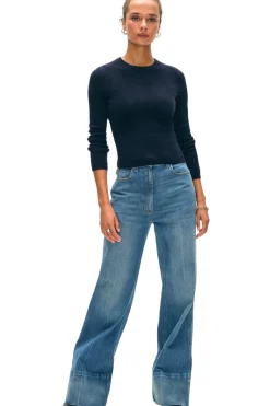 White & Warren Cashmere Slim Crewneck