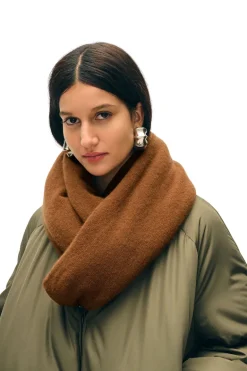 White + Warren Cashmere Travel Wrap