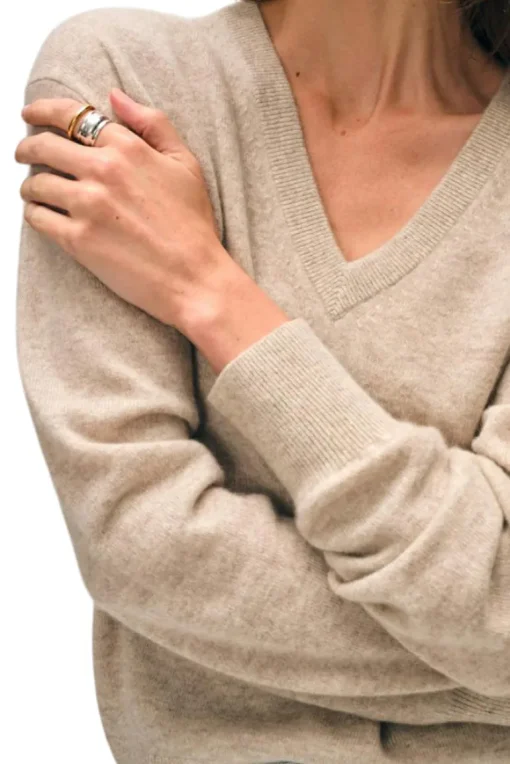 White & Warren Cashmere V-neck Sweater