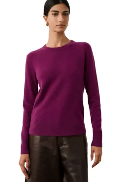 White & Warren Classic Cashmere Crewneck Sweater