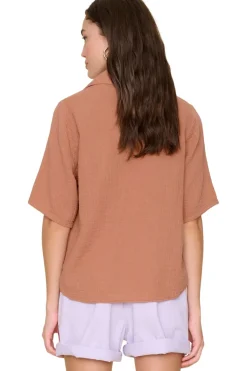 Xirena Ryder Top in Soft Terra